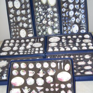 35 Piece Dinner Sets