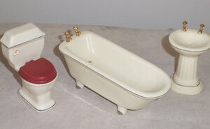 Porcelain Bathroom Set