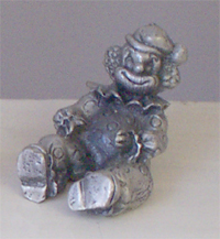 SITTING CLOWN